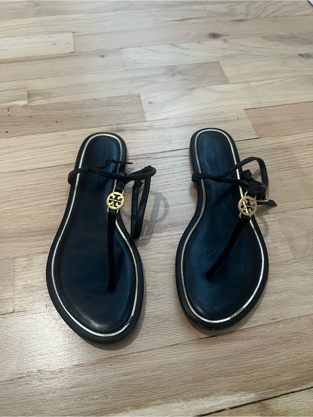 Tory Burch Black Leather Thong Sandals with Gold Logo Accent